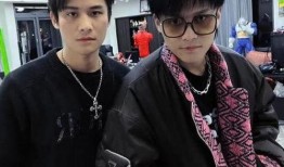 小哥哥撞上娱乐圈吃瓜,揭秘幕后真相